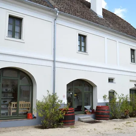 Gasthof Edvy Malom Fogado Barokk Udvarhaz Pápa